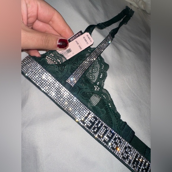 Victoria secret green envy laced shiny strap garter belt - Picture 7 of 10